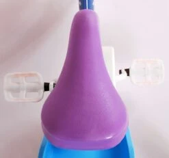 Volare Disney Frozen Kinderfiets - Meiden - 12 Inch - Blauw Paars - Doortrapsysteem 19 Volare Disney Frozen Kinderfiets - Meiden - 12 Inch - Blauw Paars - Doortrapsysteem -Fiets Verkoop Winkel 1200x1122