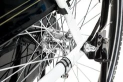 Amigo Eclypse Transportfiets 28 Inch - Omafiets Met Voordrager - Wit/Zwart -Fiets Verkoop Winkel 1200x798 6