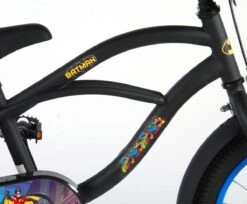 Volare Batman Kinderfiets - Jongens - 16 Inch - Zwart/Blauw - 95% Afgemonteerd -Fiets Verkoop Winkel 1200x990 3